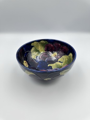 Moorcroft bowl the - in,