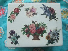 Wooden trinket box hard wood - hard,