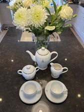 8 Piece Queen Elizabeth II