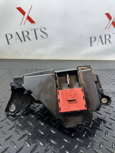 Mercedes class w205 fuse - w205,