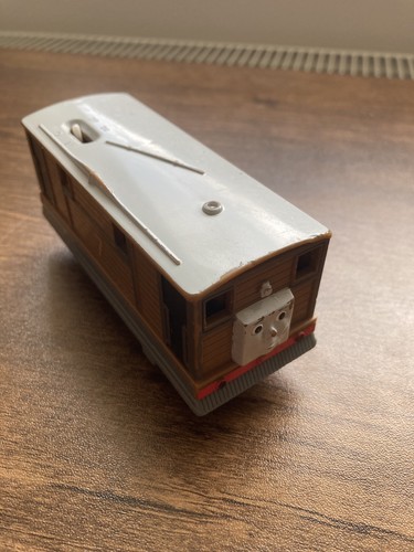 Vntage thomas friends - &,
