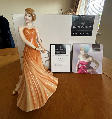 Royal doulton pretty - royal,