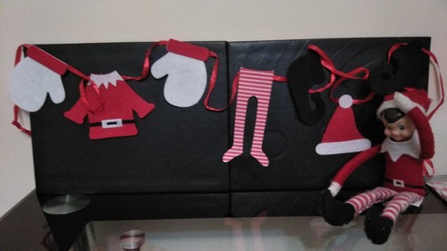 Elf the ledge - on,