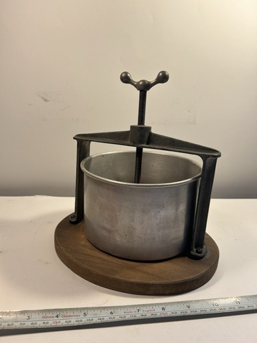 Vintage queegee metal - vintage,