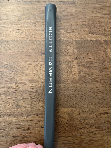 Scotty cameron putter - scotty, grip