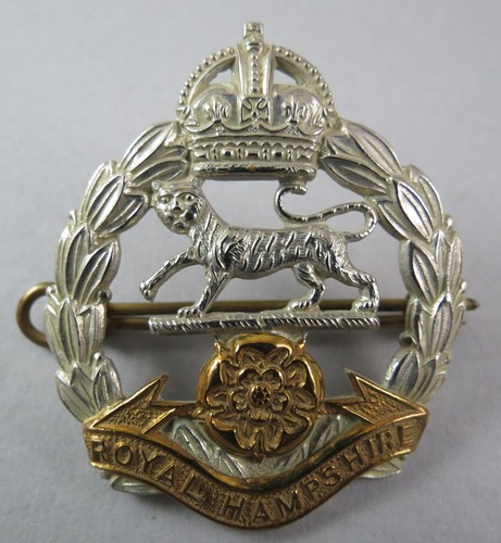 Military badge royal - badge, hampshire