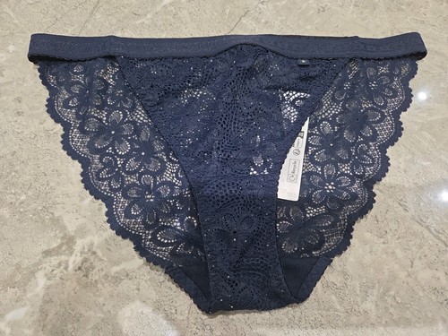 Boutique cleo lace - by,