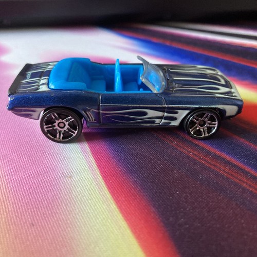 Hot wheels camaro - hot,