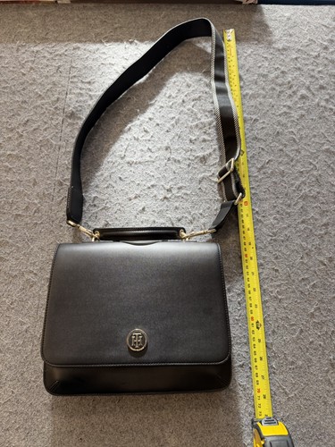 Tony hilfiger unused handbag - hilfiger,