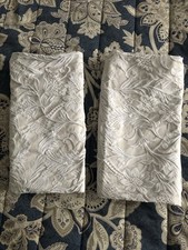 Pair of Dorma Winchester