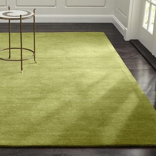 Hand tufted solid olive green - solid,