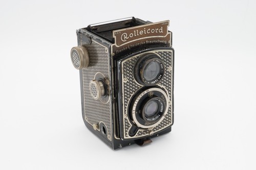Rolleicord art deco tlr - art, camera