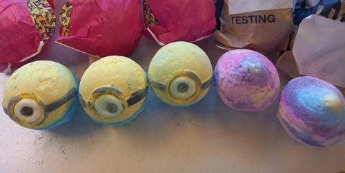 Lush bath bomb bundle - lush,