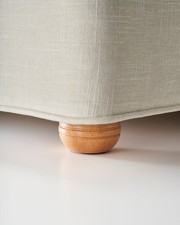 Vispring B1 Wooden Bun Foot