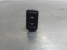 REAR RIGHT POWER WINDOW SWITCH