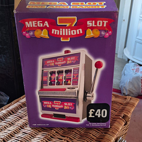 Paladone mega million slot - 7,