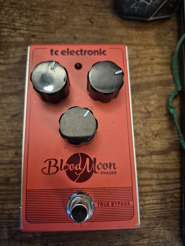 Electronic blood moon - electronic,