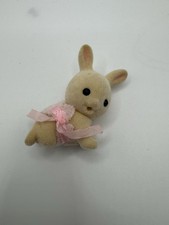 Sylvanian Families – Ivory