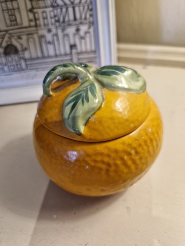 Vintage orange shaped - orange,