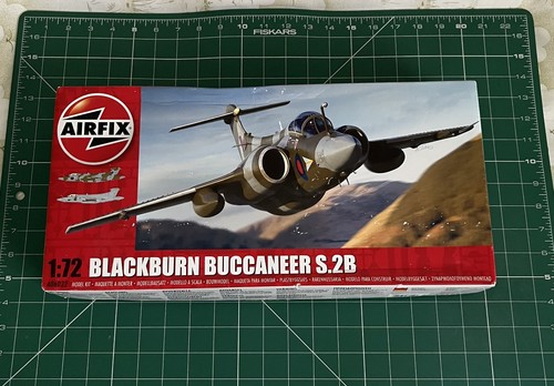 Airfix blackburn buccaneer - airfix,