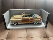 1/18 Motor City Chrysler Town