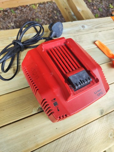 Hilti 350 240v - ,