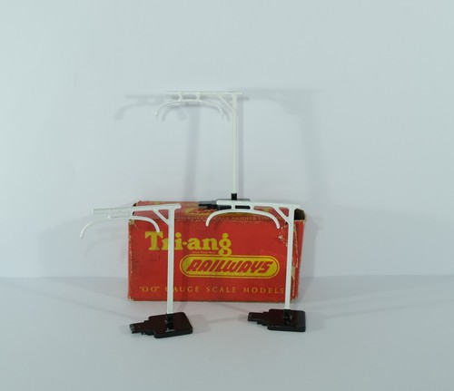 Triang railways 143 loading - railways, r.