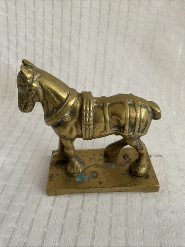Solid heavy brass horse - heavy,