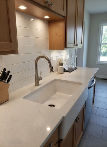 White undermount granite - 30",