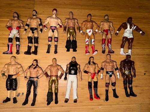 Wwe mattel figure bundle - wwe, 14