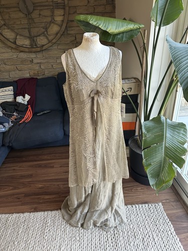 Luis civit linen lace - &,