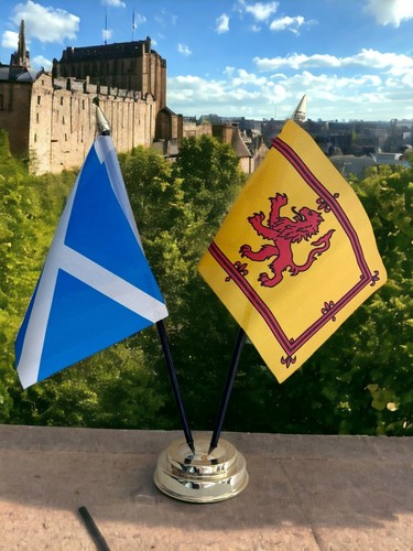 Scotland lion and andrew - lion, st