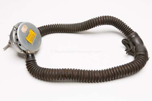 Early 1960s divers aqua - us,