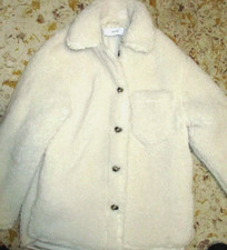 borg fleece jacket size 8   Bershka