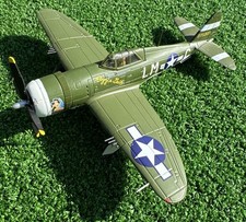 Corgi P-47D Thunderbolt  ‘Rozzie Geth ’ USAAF 57th FG, 62nd FS, - HC33810