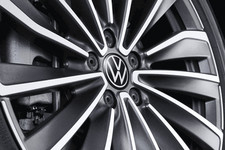 For VW ID.3 ID.4 ID.5 ID.7 Buzz 4X Original VW Dynamic Hub Caps Alloy Wheels