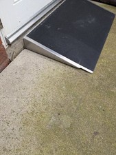 Wheelchair Ramp Portable Aluminium Non Slip Lightweight Threshold 74x42x7.5cm