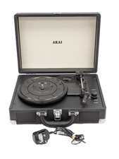 AKAI A60024 Retro Briefcase Turntable 3 Speed Built In Speakers Bluetooth - H67