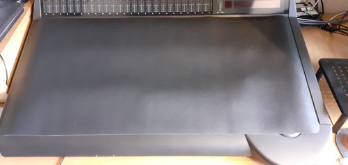 Mackie d8b mixer cover - d8b,