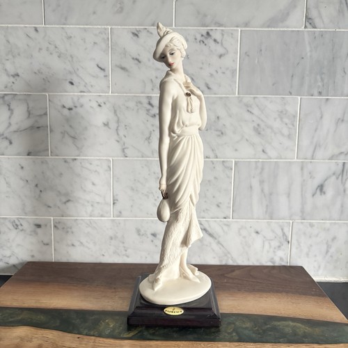 Vintage giuseppe armani lady - vintage,