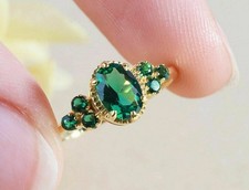 2.02Ct Oval Simulated Green