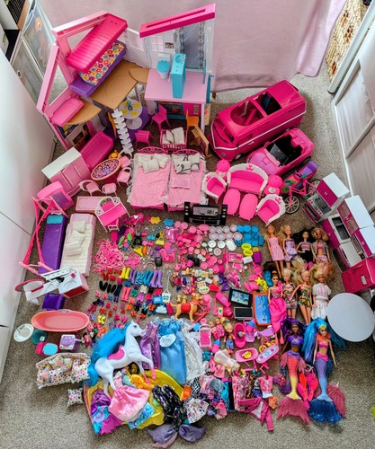 Barbie dream house bundle - house,