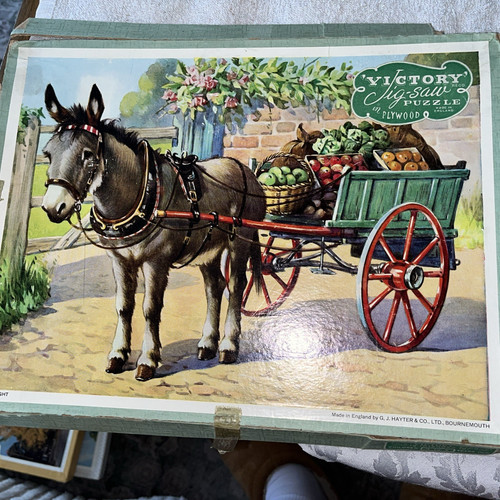Vintage victory jigsaw - victory,