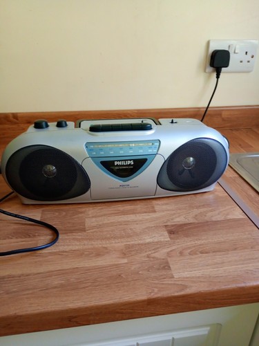 Phillips aq5150 stereo radio - stereo,