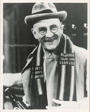 RARE Warren Mitchell - Press