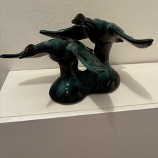 BLUE MOUNTAIN POTTERY FIGURINE  GEESE IN FLIGHT  GLAZE FINISH