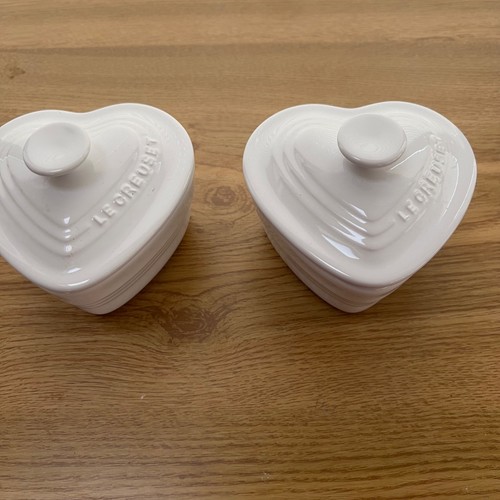 Creuset heart shaped - le,