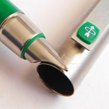 PARKER 25 Green / Silver Steel Fountain Pen Fine Nib with Converter England 1980