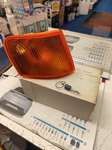 Ford escort indicator - indicator, 1990