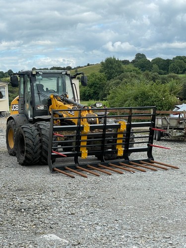 Wide buckrake silage fork - silage,